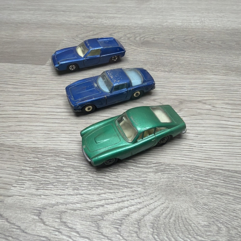 Matchbox Lesney Superfast No. 5 Lotus Europa 75 Ferrari Berlinetta 14 Iso Grifo‎